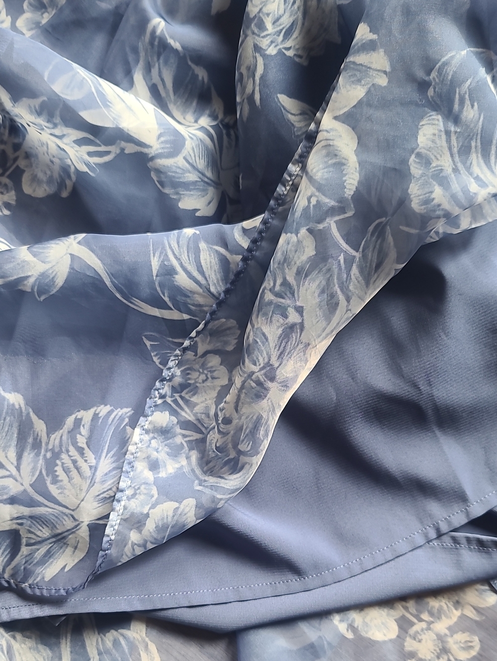 Abercrombie & Fitch Emerson Angel Sleeve Mini Dress Blue Floral Chiffon Size Sm - Picture 9 of 12